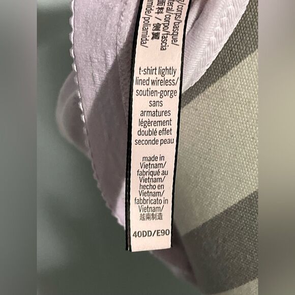 Victoria’s Secret bra - Picture 8 of 9